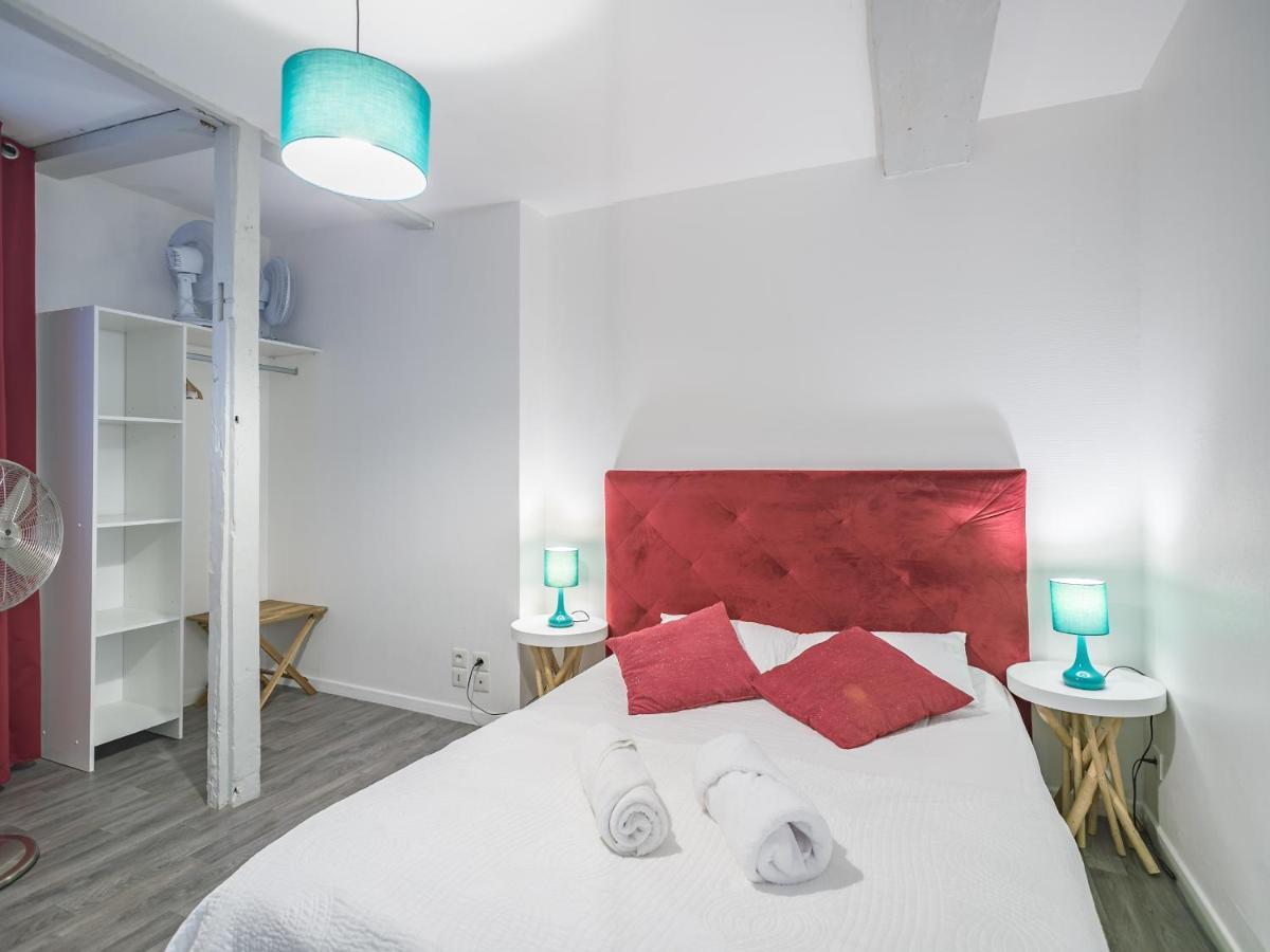 Quartier Cathedrale Centre, Wifi Et Parking - Zen Appart Apartment Troyes Room photo